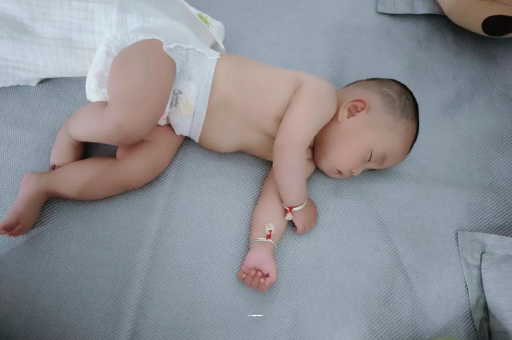 运城宝宝积食发烧怎么处理